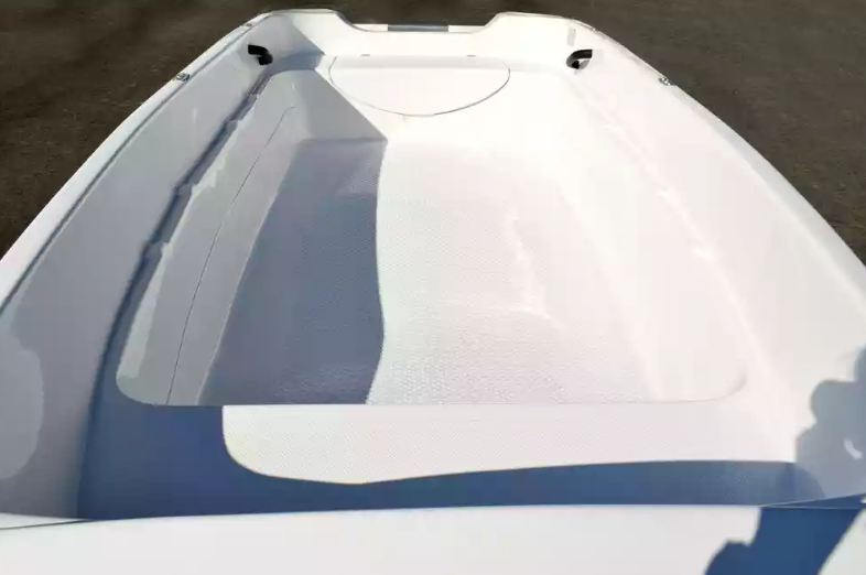 Стеклопластиковая лодка Пингвин (тримаран) в Мытищах