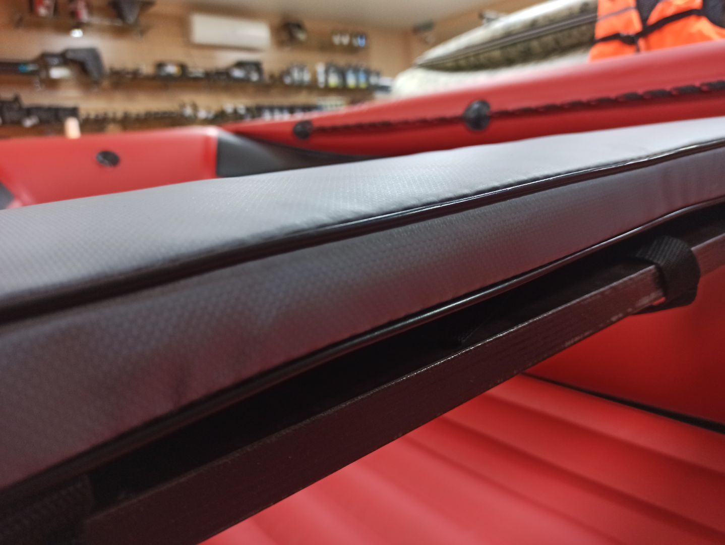 КОМПЛЕКТ МЯГКИХ НАКЛАДОК С СУМКОЙ ДЛЯ ЛОДОК 90Х20 СЕРЫЙ в Мытищах