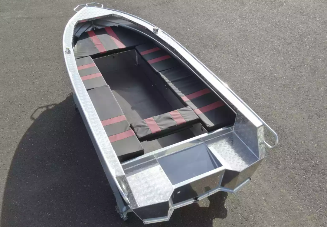 Алюминиевая лодка Wyatboat-390РМ увеличенный борт в Мытищах