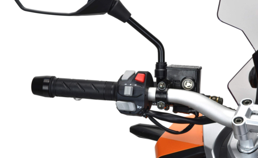 Скутер MOTOLAND (МОТОЛЕНД) T-MAX 150 в Мытищах