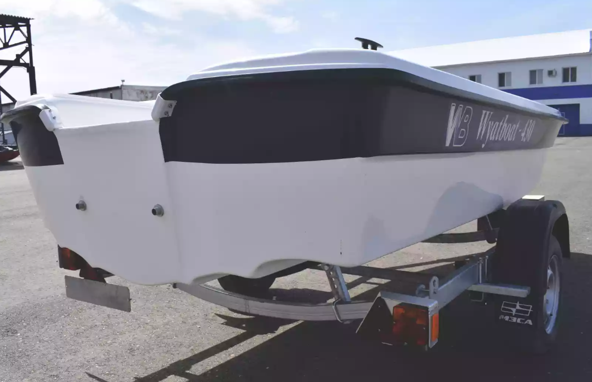 Стеклопластиковая лодка Wyatboat 430 тримаран в Мытищах