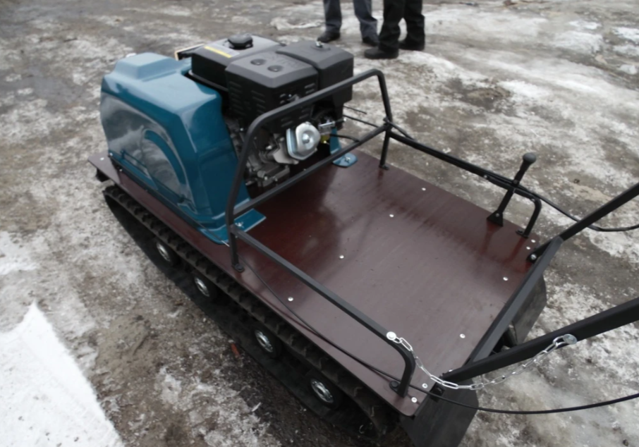 Мотобуксировщик AhtaR LR13 с реверс-вариатором Буран (задний ход) в Мытищах