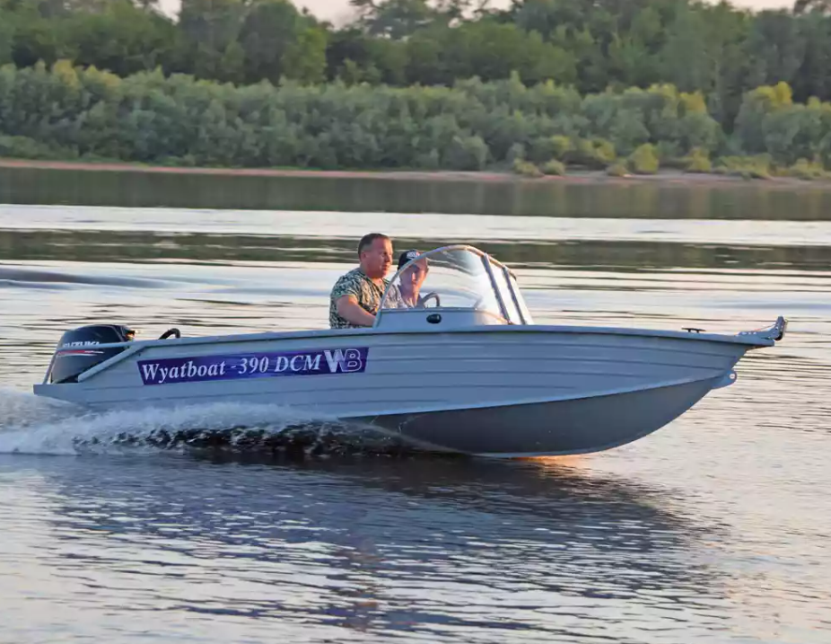 Алюминиевая лодка Wyatboat-390 DCM в Мытищах