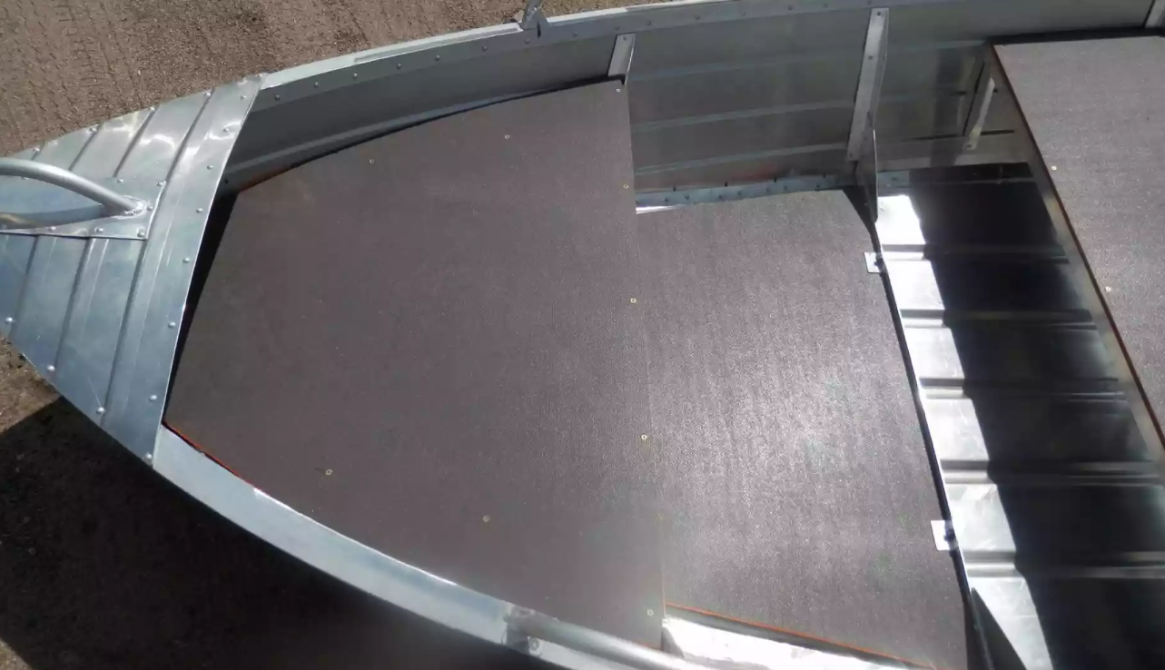 Алюминиевая лодка Вятка-Профи 32 в Мытищах