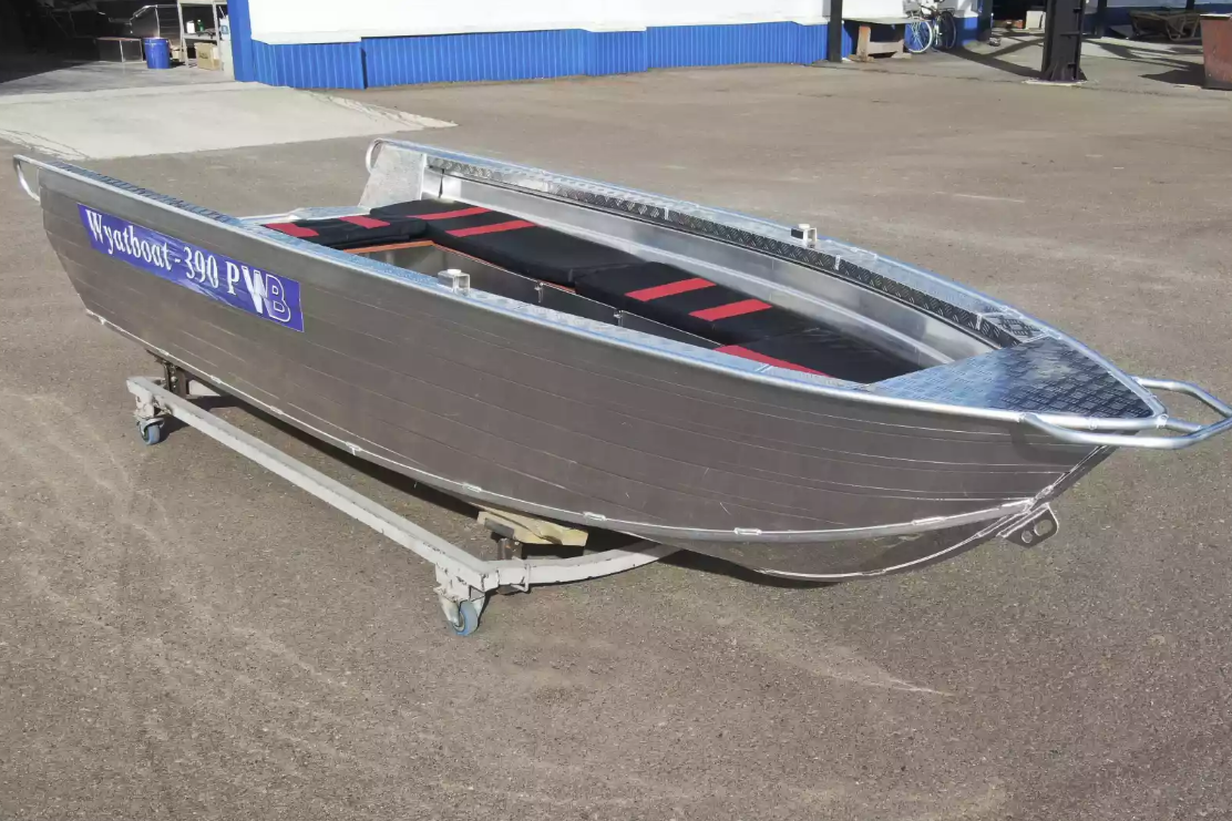 Алюминиевая лодка Wyatboat-390РМ увеличенный борт в Мытищах