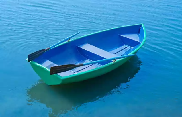 Стеклопластиковая лодка Дельфин в Мытищах