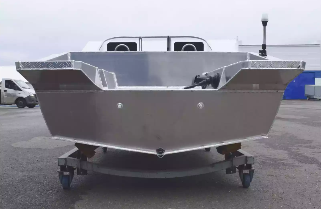 Алюминиевая лодка  Neman-400 PRO в Мытищах