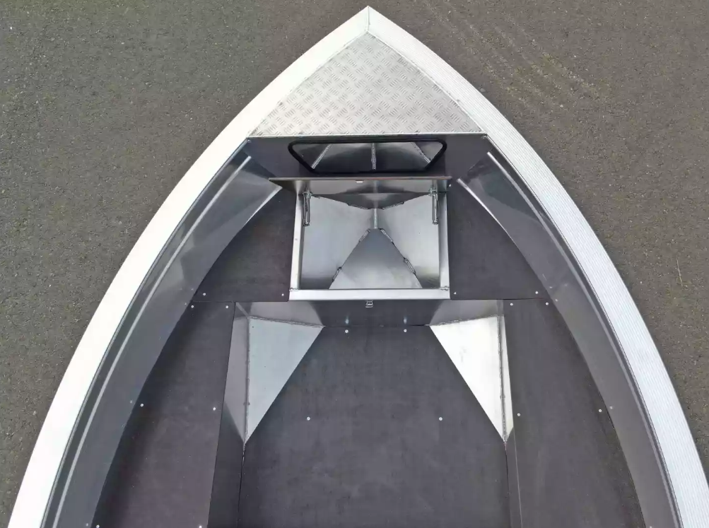 Алюминиевая лодка  Неман-420 в Мытищах