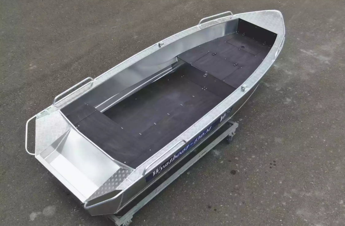 Алюминиевая лодка  Wyatboat-430М FISH в Мытищах
