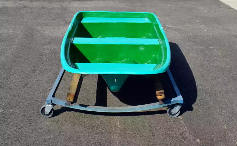 Стеклопластиковая лодка Старт (тримаран) в Мытищах