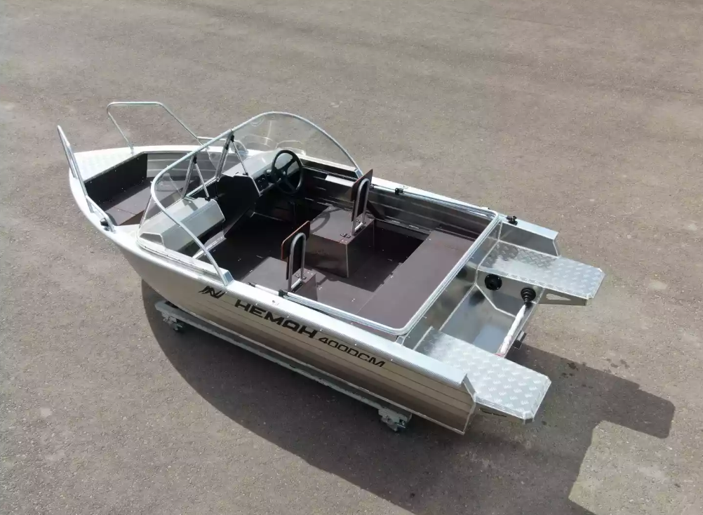 Алюминиевая лодка  Неман-400 DCM NEW в Мытищах