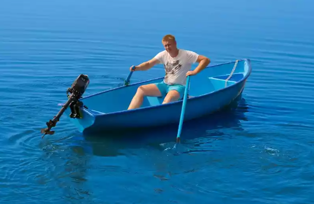 Стеклопластиковая лодка Омуль в Мытищах