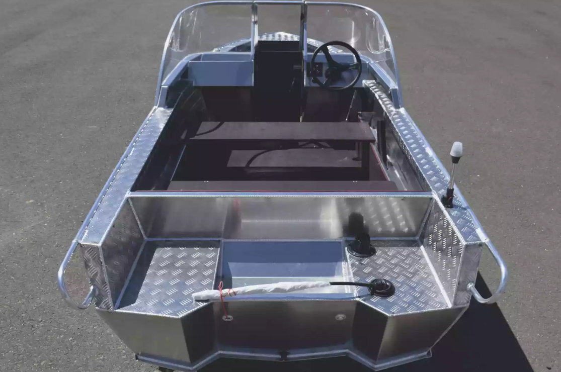 Алюминиевая лодка Wyatboat-390 DCM в Мытищах