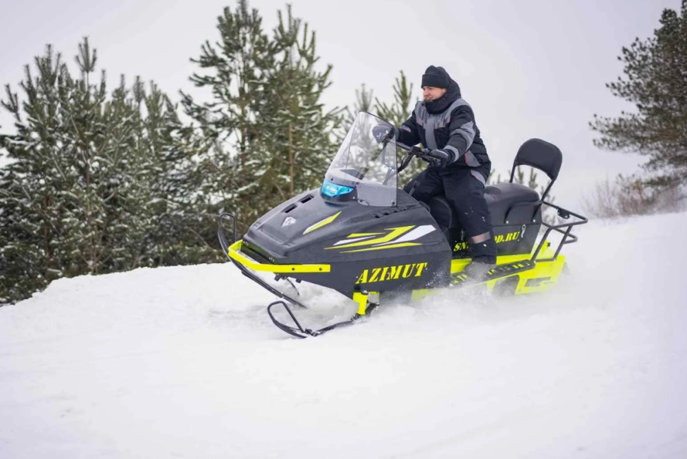 Миниснегоход Бурлак Азимут 24 л.с. , эл.запуск, реверс, тормоз гидравл, капот черный в Мытищах