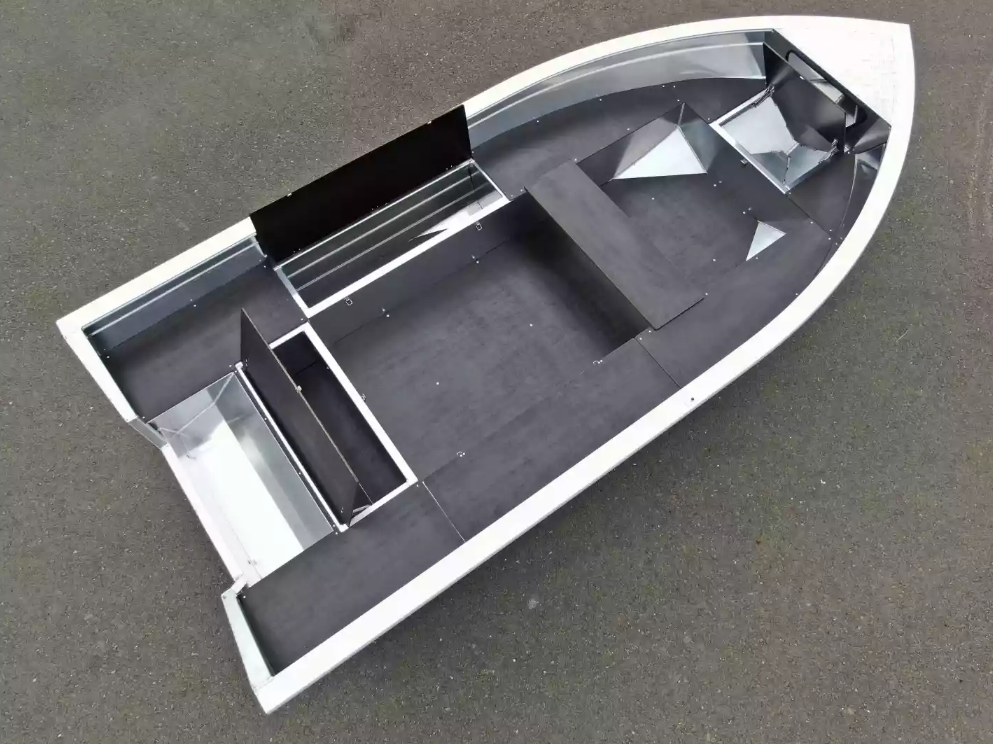 Алюминиевая лодка  Неман-420 в Мытищах