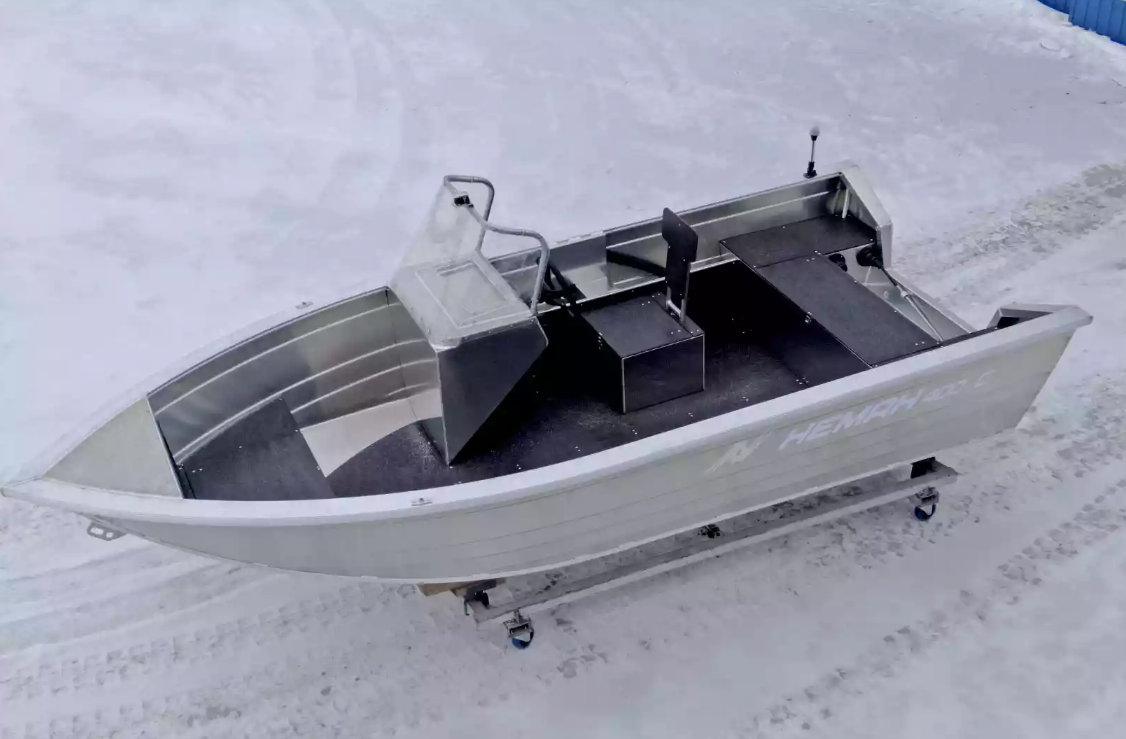Алюминиевая лодка Неман-400 С в Мытищах