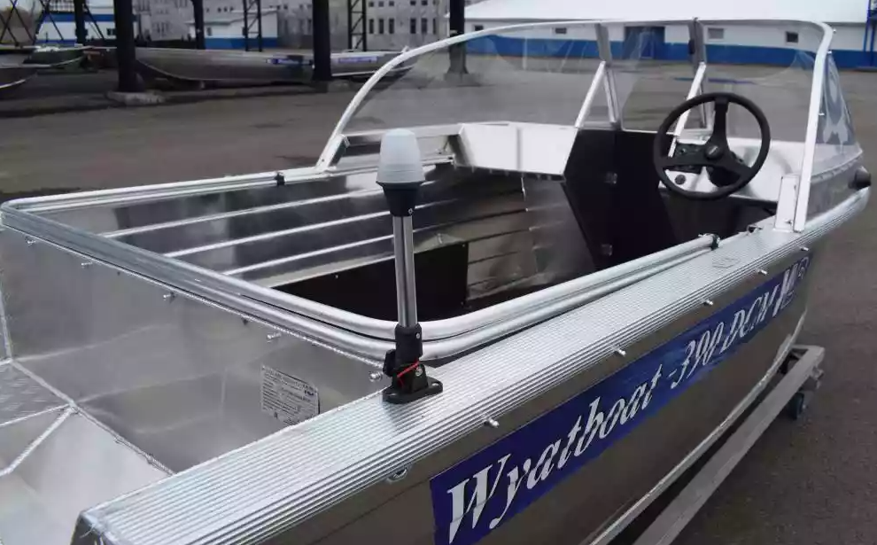 Алюминиевая лодка Wyatboat-390 DCM Увеличенный борт в Мытищах