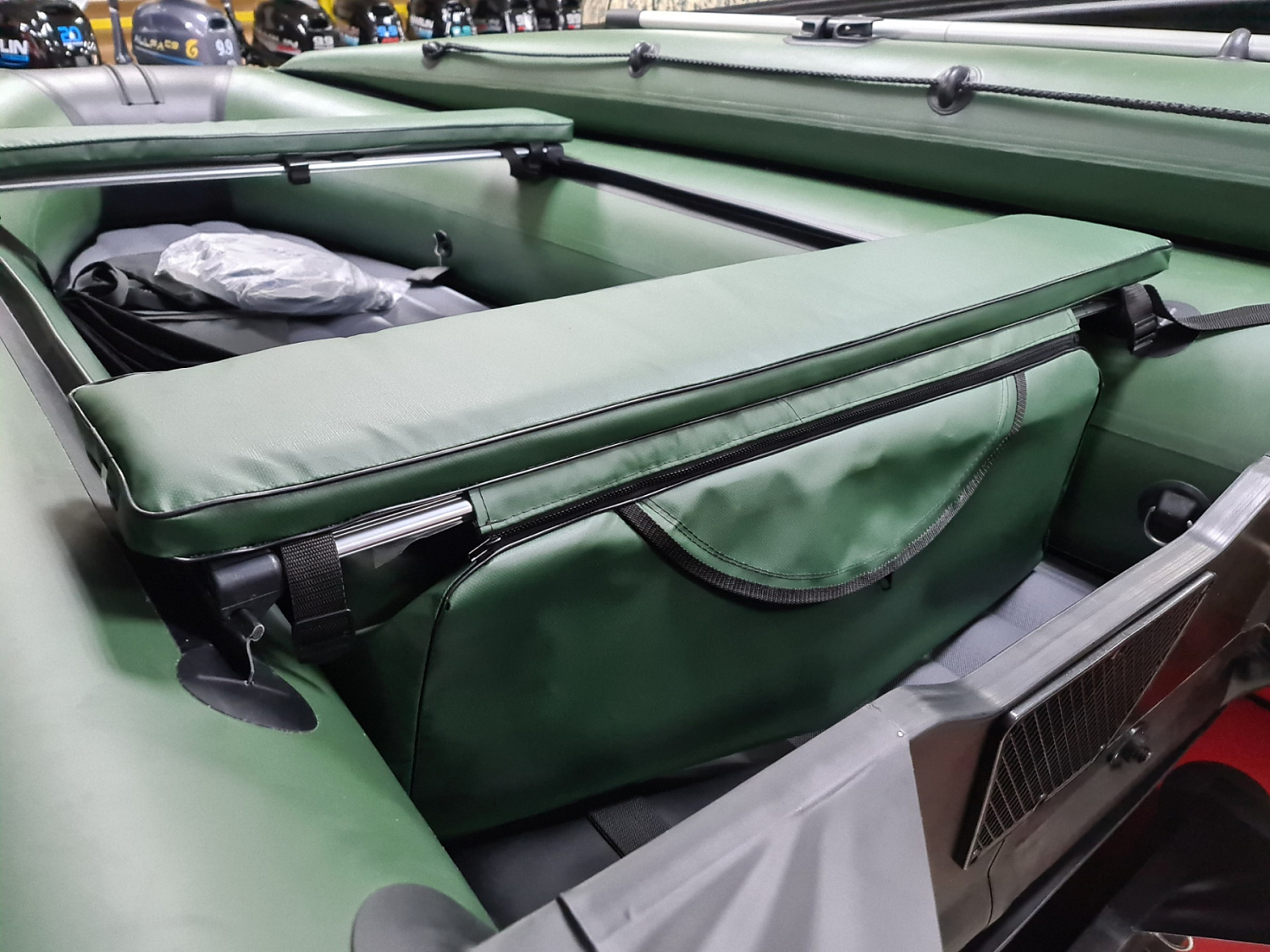 КОМПЛЕКТ МЯГКИХ НАКЛАДОК С СУМКОЙ ДЛЯ ЛОДОК 90Х20 ЗЕЛЕНЫЙ в Мытищах