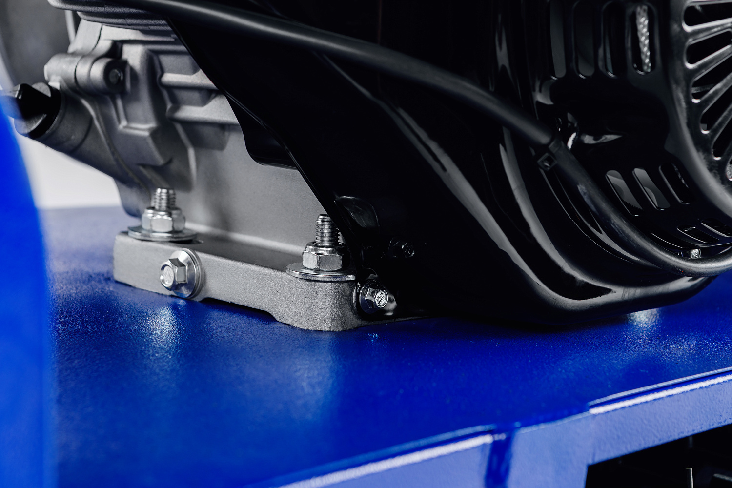 МОТОБУКСИРОВЩИК SNOW DOG 15 л.с. в Мытищах