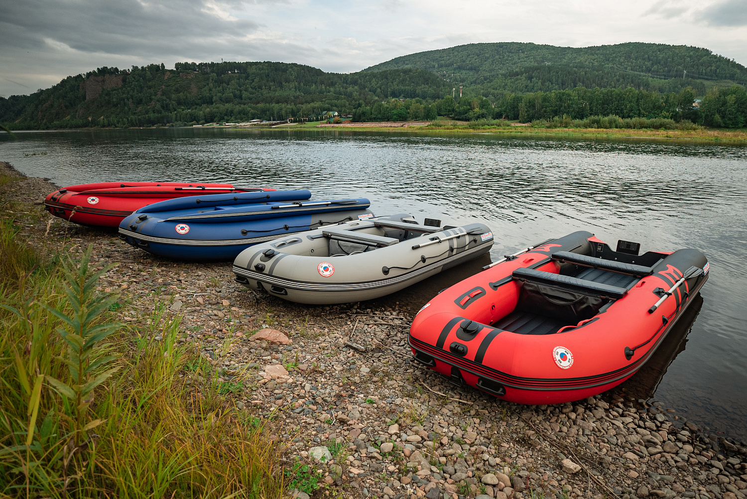 Лодка MISHIMO RIVER FJET PRO 430  под водомет в Мытищах