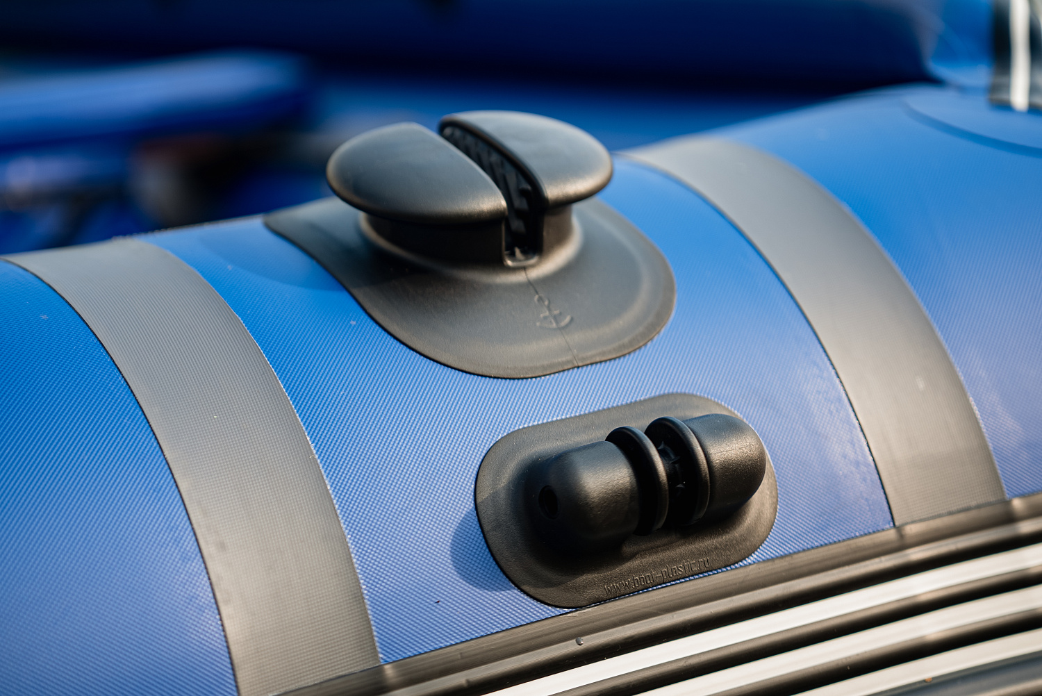 Лодка MISHIMO RIVER FJET PRO 430  под водомет в Мытищах