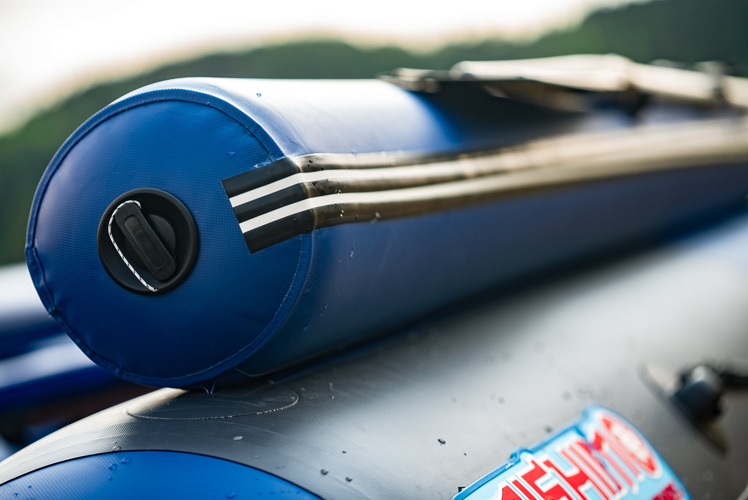 Лодка MISHIMO RIVER FJET PRO 430  под водомет в Мытищах