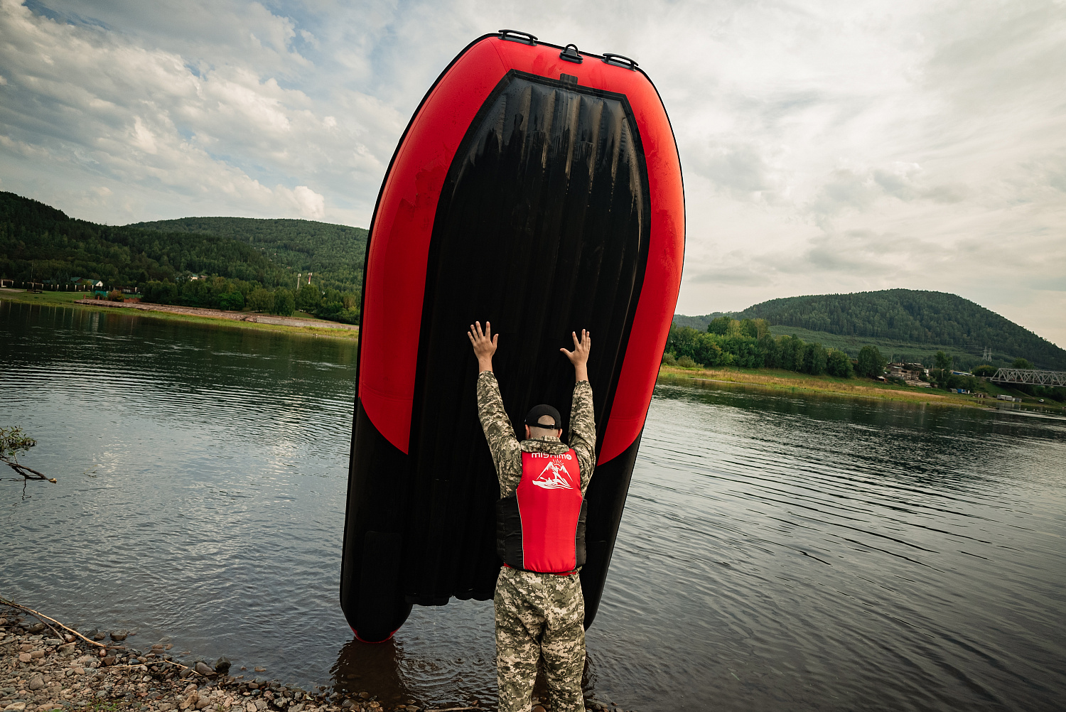 Лодка MISHIMO RIVER FJET PRO 430  под водомет в Мытищах