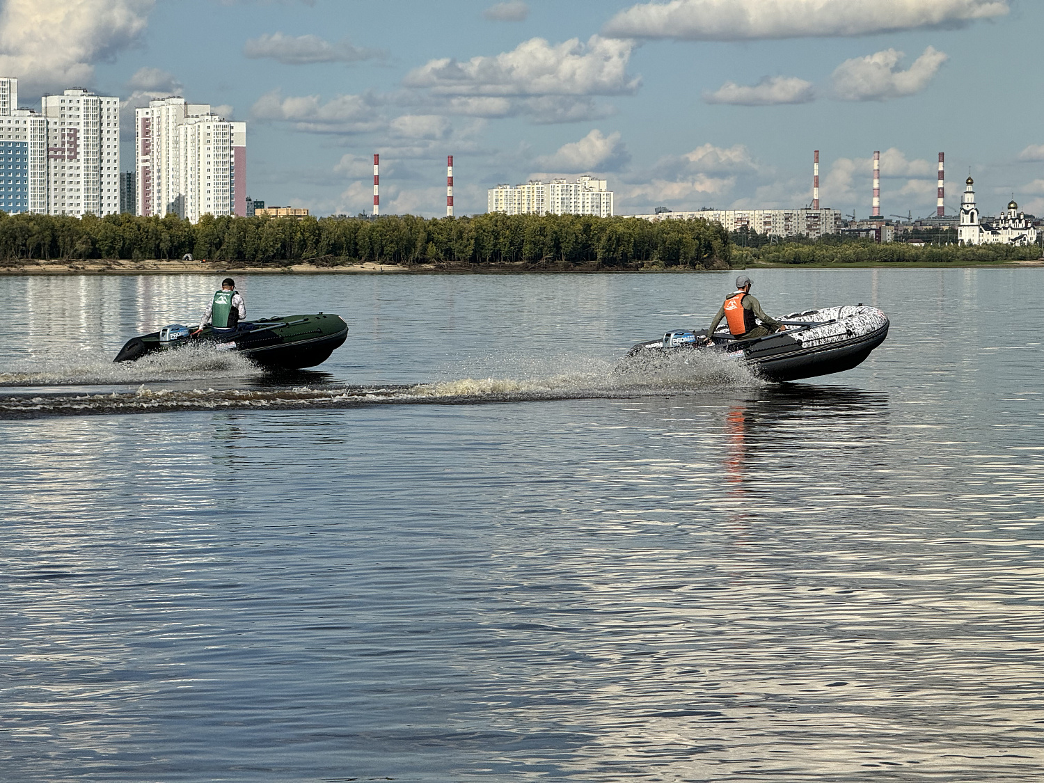 Лодка MISHIMO BIG FLOOR 440 в Мытищах