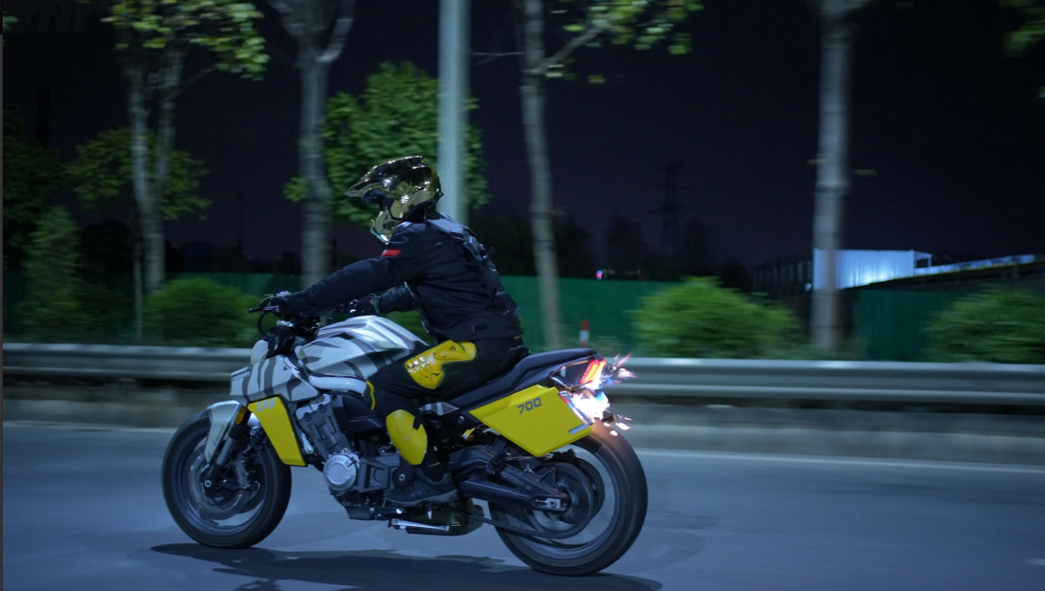 Мотоцикл Benda LFS 700 в Мытищах